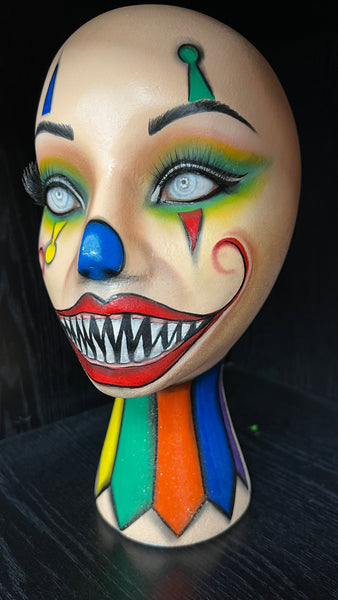 Mannequin head evil clown