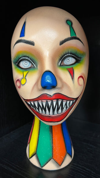 Mannequin head evil clown