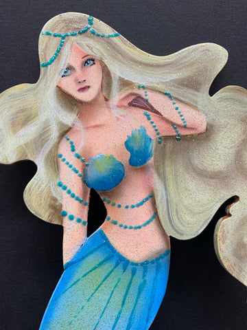 Mermaid blonde hair