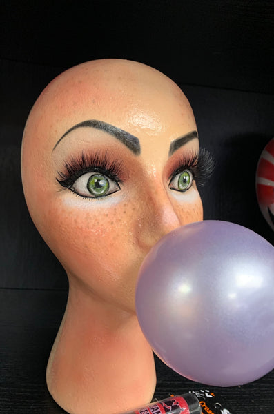Mannequin head bubble gum