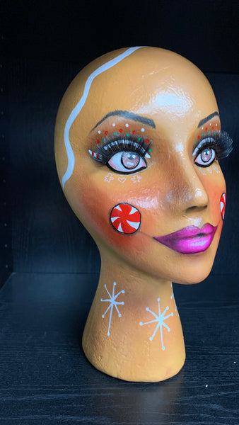 Gingerbread mannequin head