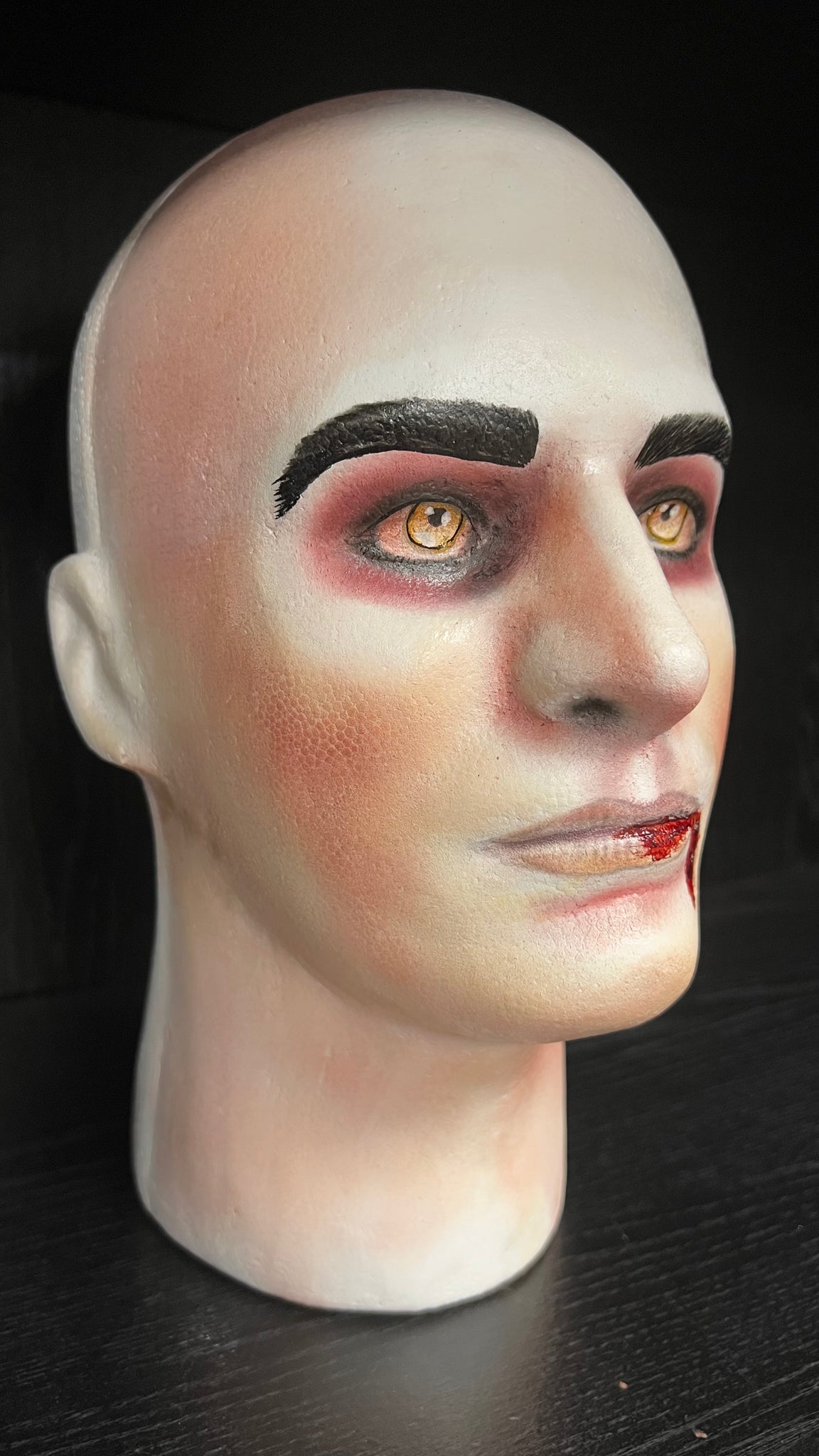 Mannequin head vampire